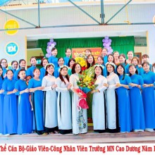 Tập thể cán bộ giáo viên - nhân viên trường mầm non Cao Dương